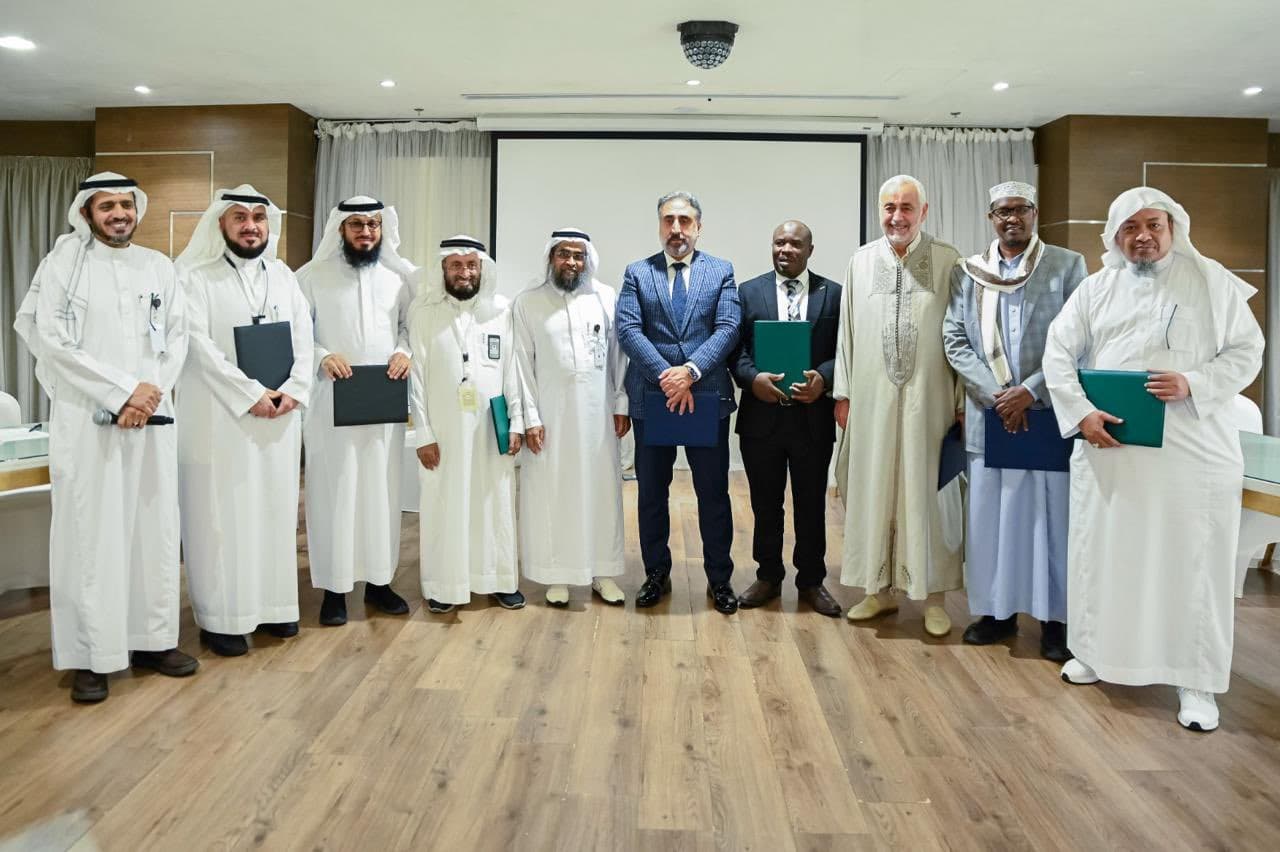 شراكة مع مركز مكة العالمي للهدى القرآني لتعزيز الدراسات الاجتماعية وتطبيقاتها المجتمعية — صورة 3